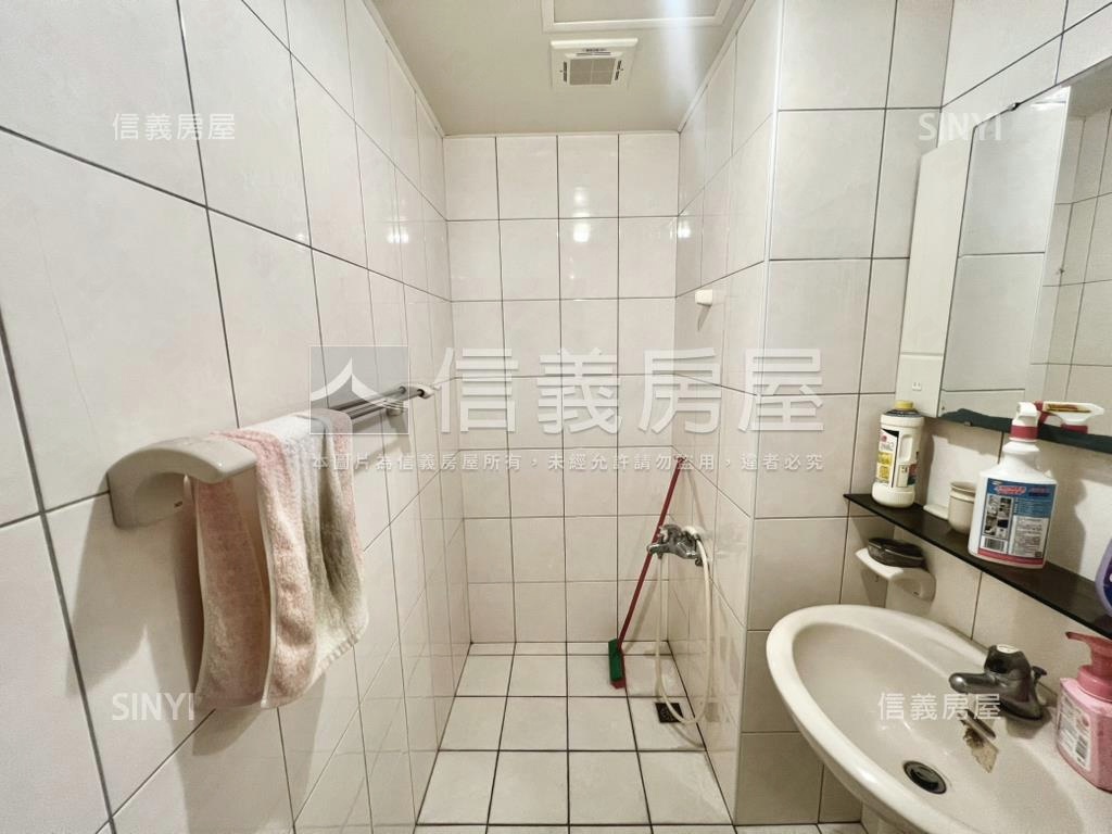 福星高照。輔大金莊房屋室內格局與周邊環境
