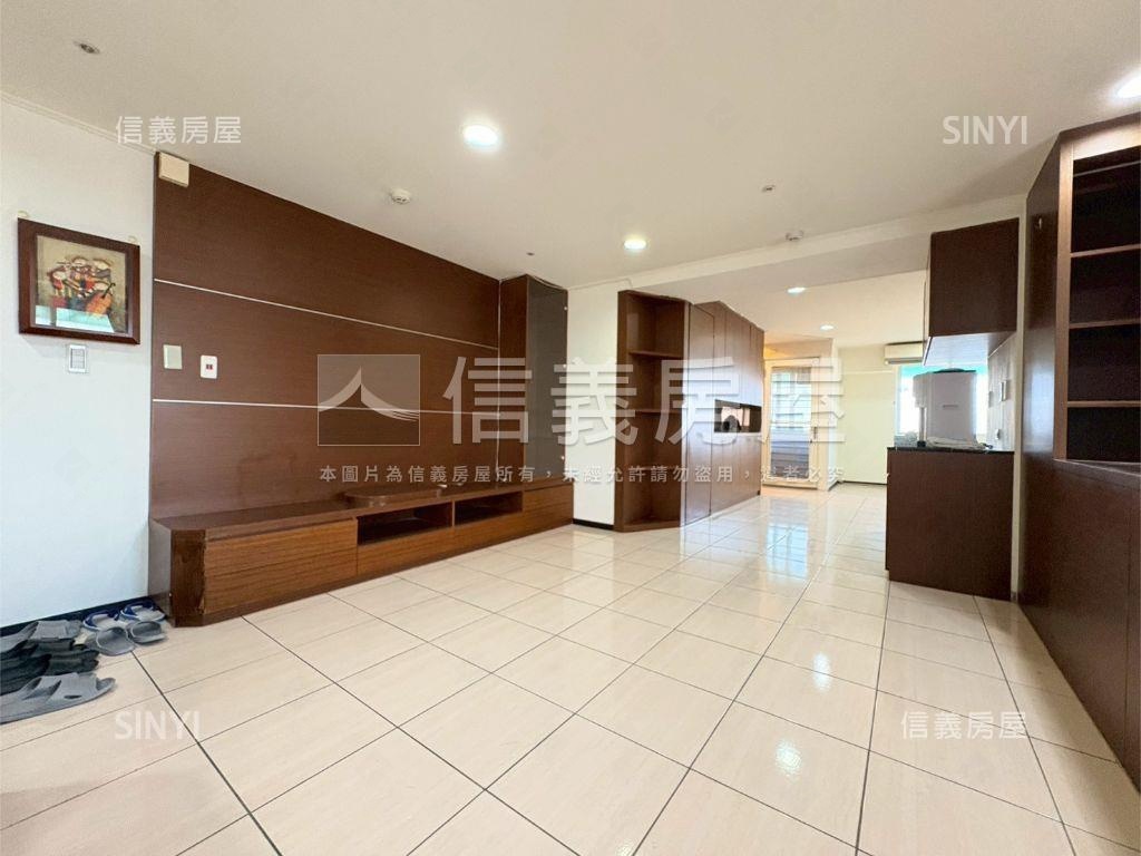 羅馬稀有釋出樓中樓房屋室內格局與周邊環境