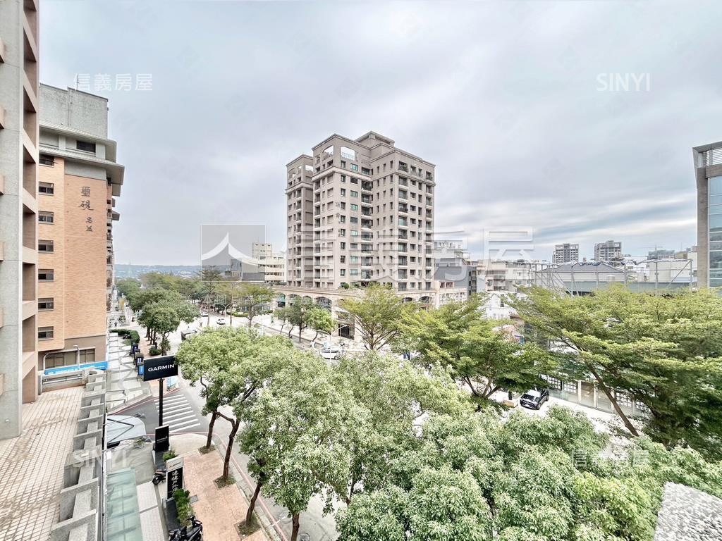 縣政二臨路透店房屋室內格局與周邊環境