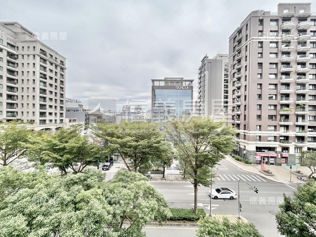 縣政二臨路透店房屋室內格局與周邊環境