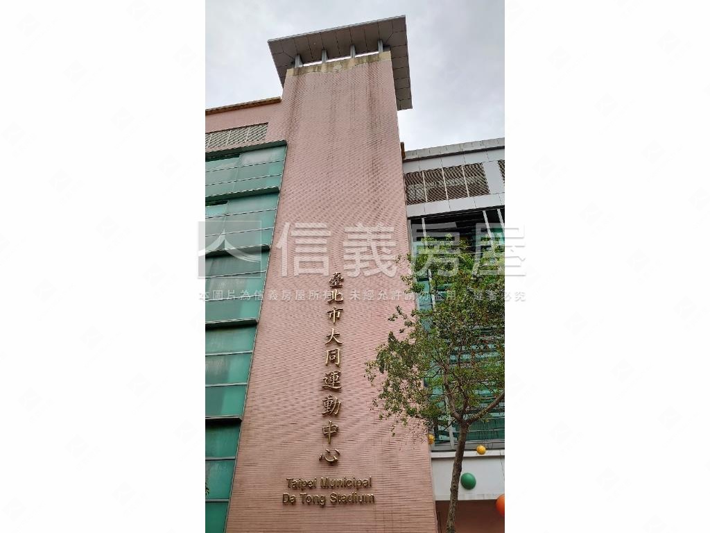 湄雅之旅車位ＮＯ．２房屋室內格局與周邊環境