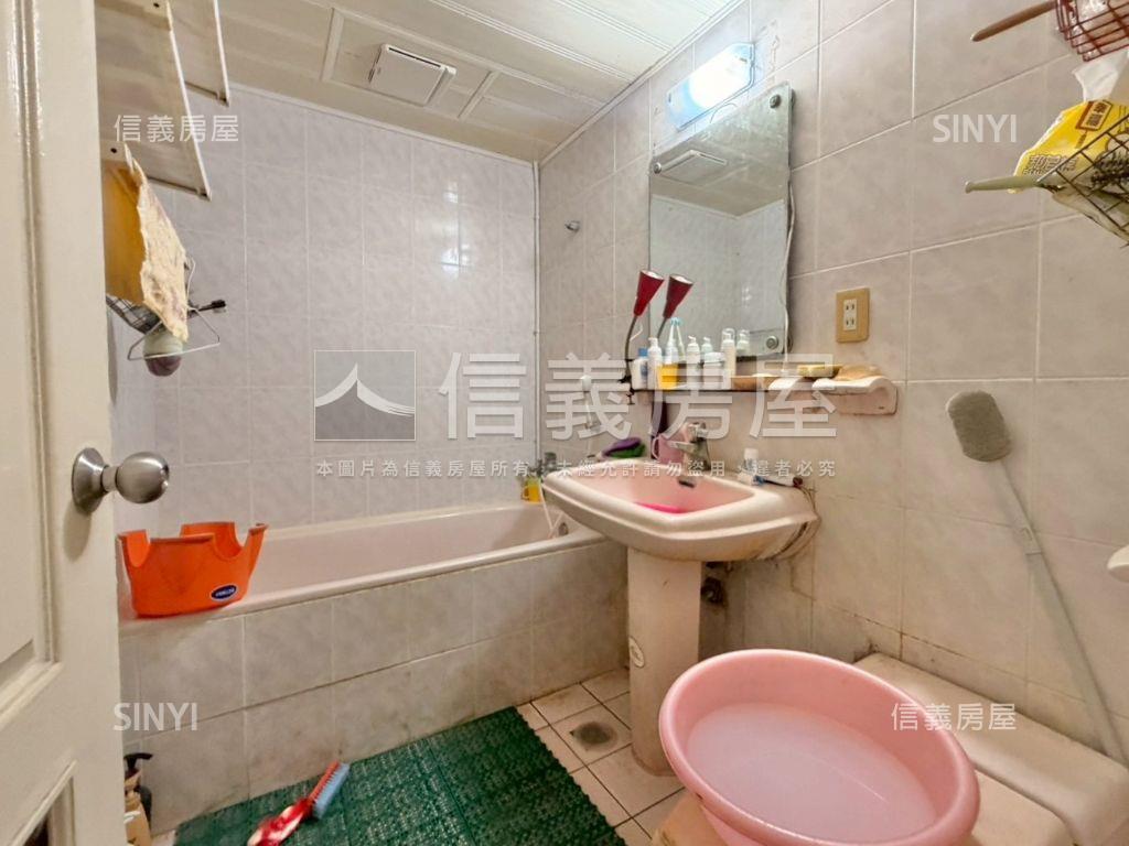 夢皇家極品高樓房屋室內格局與周邊環境