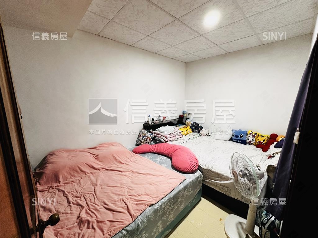 水噹噹一樓門前方便停車房屋室內格局與周邊環境