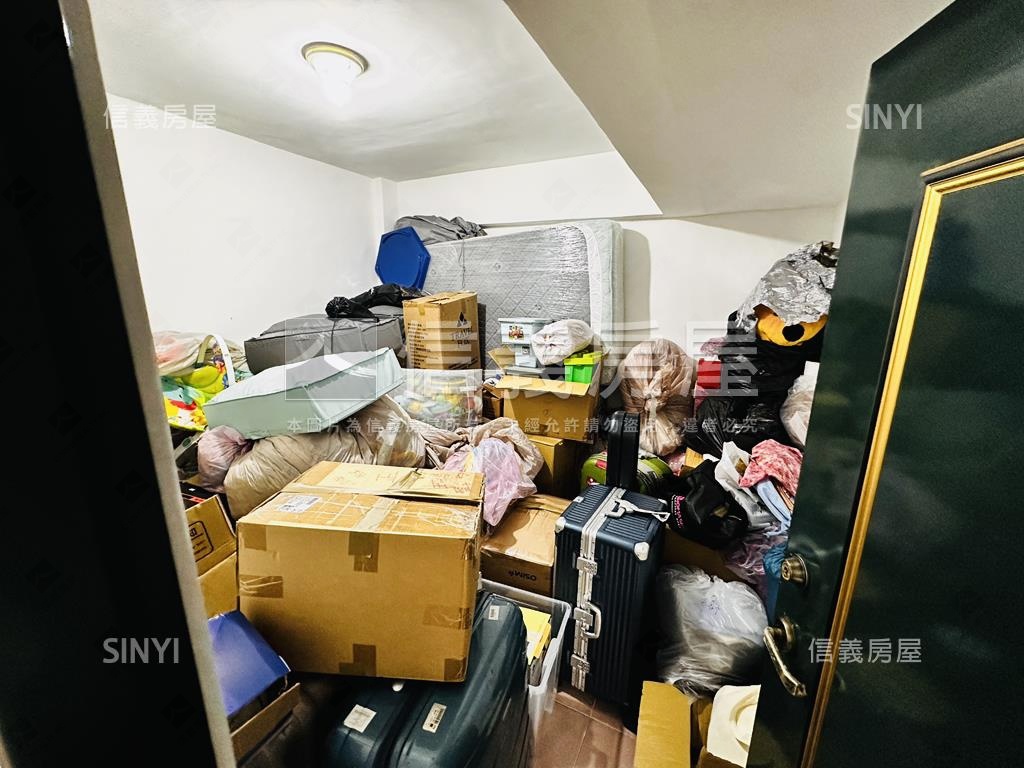 水噹噹一樓門前方便停車房屋室內格局與周邊環境