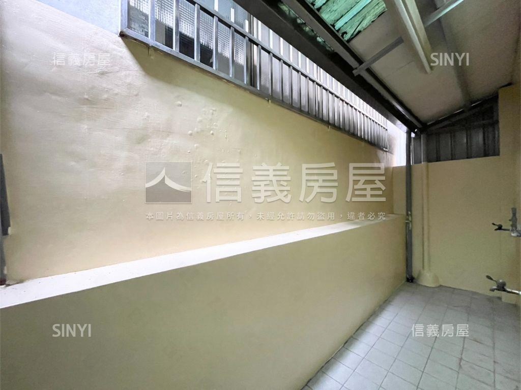 地２８坪近仁愛醫院透天房屋室內格局與周邊環境