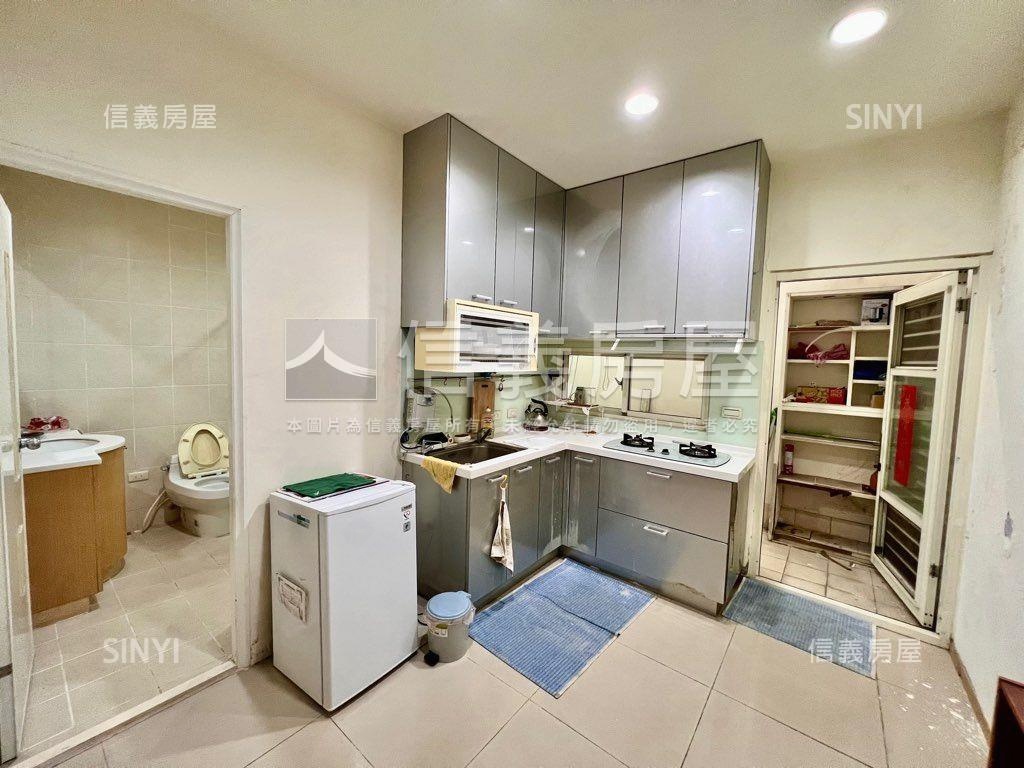 近伊通街一樓可住可辦巷寬房屋室內格局與周邊環境