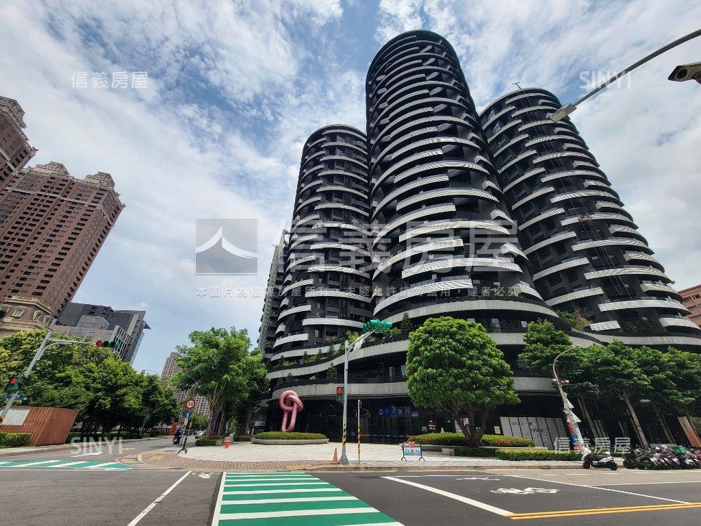 麗晶花園廣場。３房雙車位房屋室內格局與周邊環境