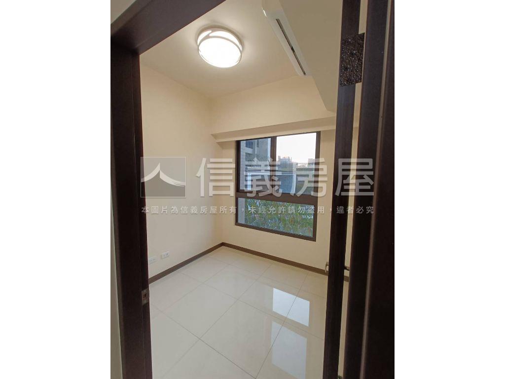 勝美新東區樹梢戶三房平車房屋室內格局與周邊環境