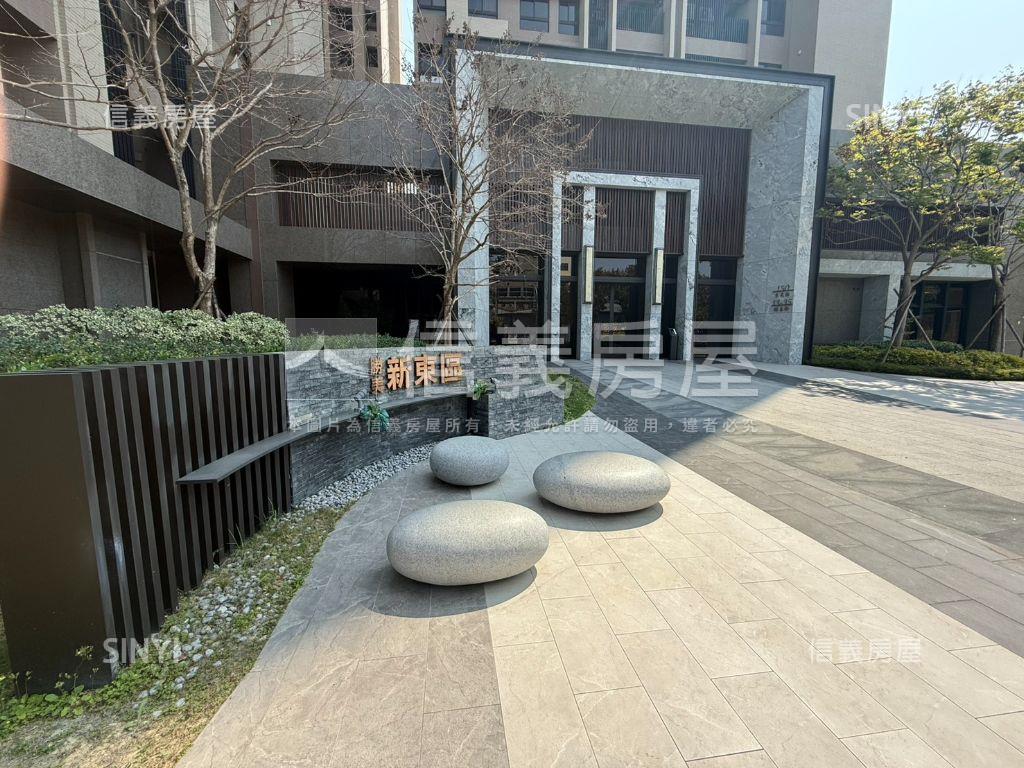 勝美新東區樹梢戶三房平車房屋室內格局與周邊環境