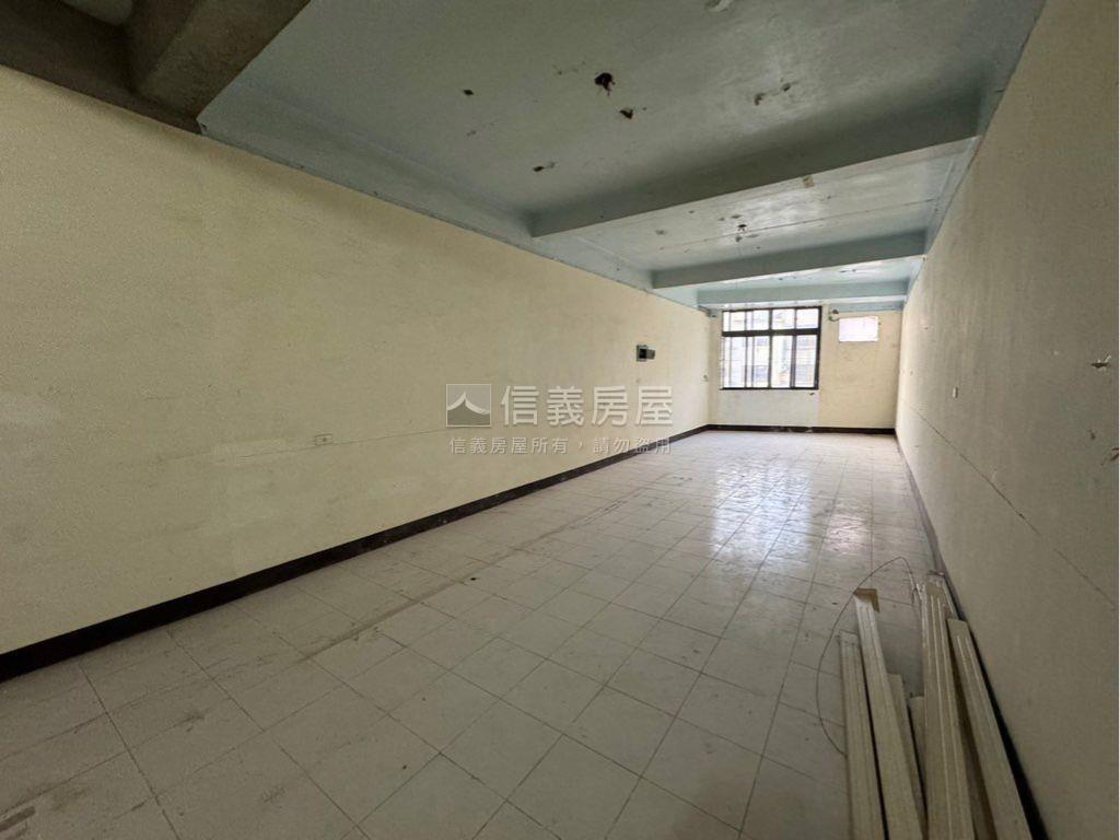 瑞隆正路近輕軌醒目金店房屋室內格局與周邊環境