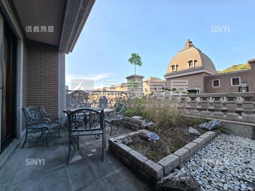 中悅新天鵝堡裝潢透天別墅房屋室內格局與周邊環境