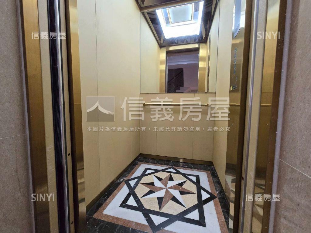 中悅新天鵝堡裝潢透天別墅房屋室內格局與周邊環境