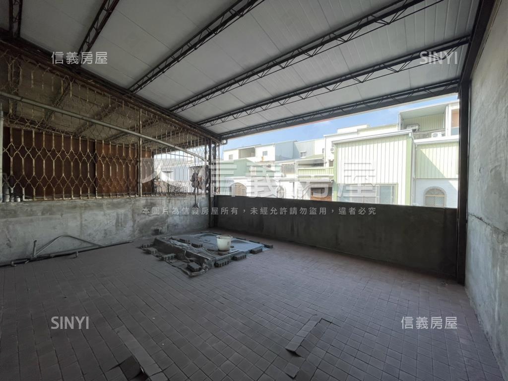 南區值得擁有車庫透天房屋室內格局與周邊環境