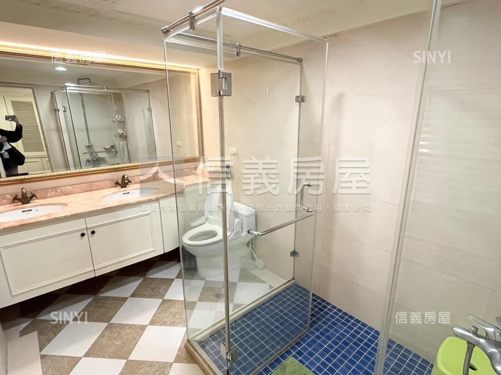 精緻裝潢美兩房房屋室內格局與周邊環境