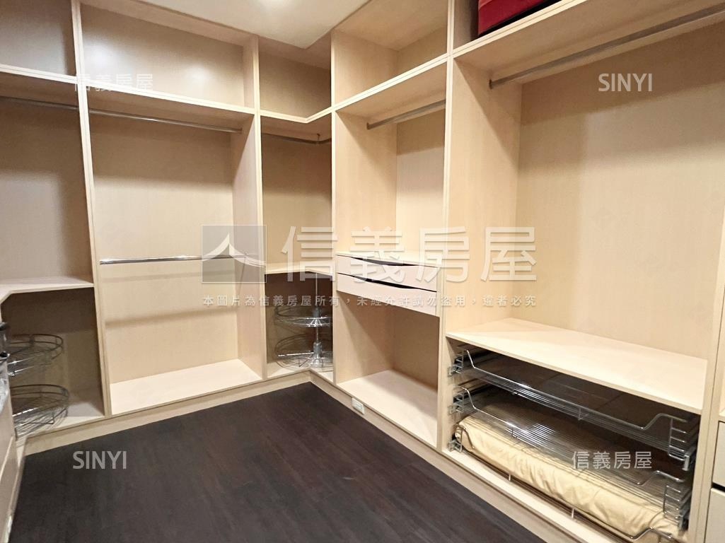 精緻裝潢美兩房房屋室內格局與周邊環境