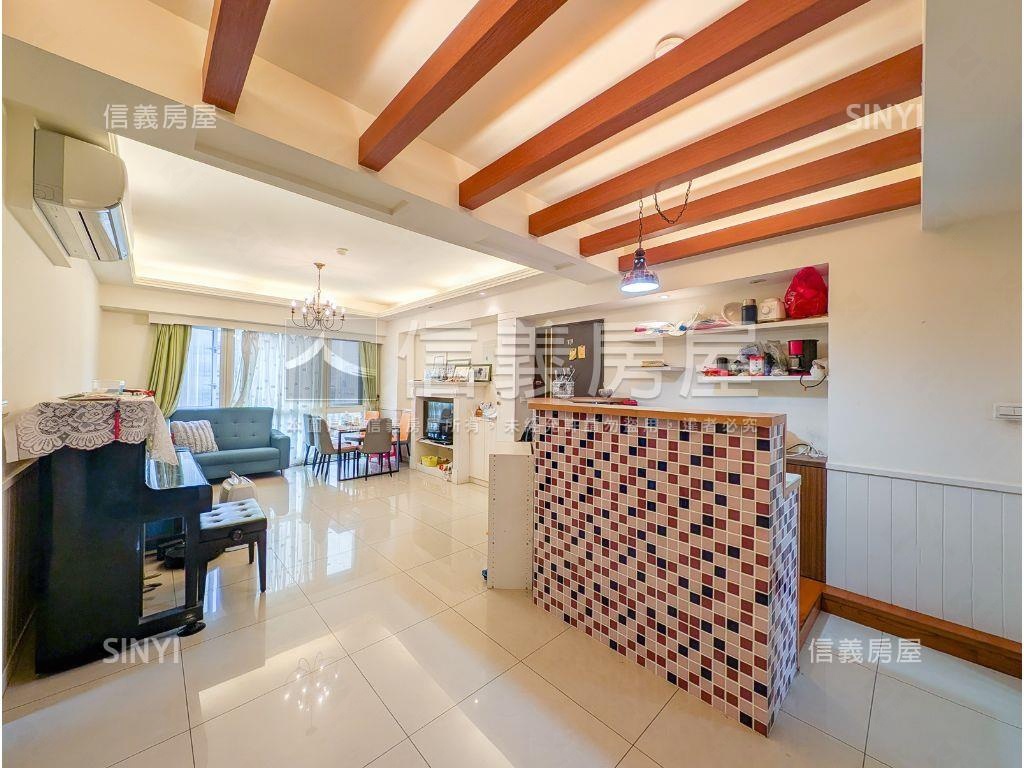 Ａ８捷運涵舍三房雙衛開窗房屋室內格局與周邊環境