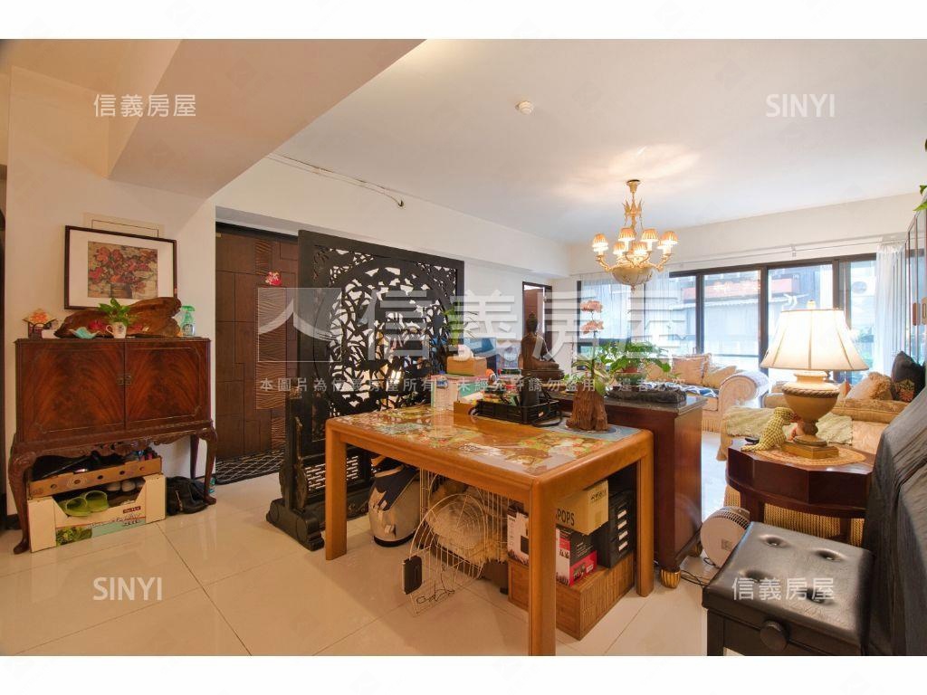 中正四房。上雍帝苑房屋室內格局與周邊環境