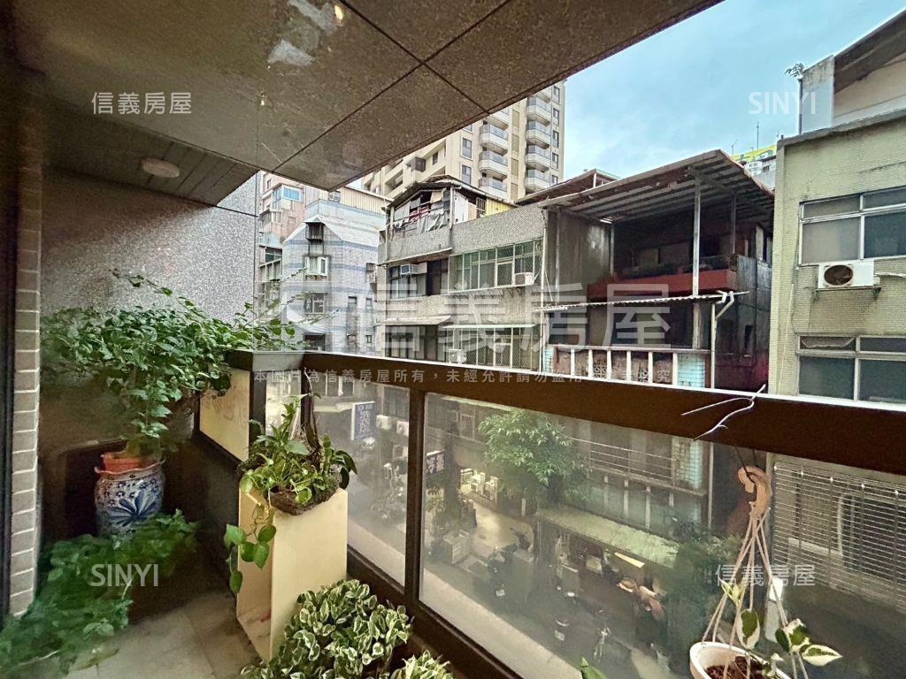 中正四房。上雍帝苑房屋室內格局與周邊環境