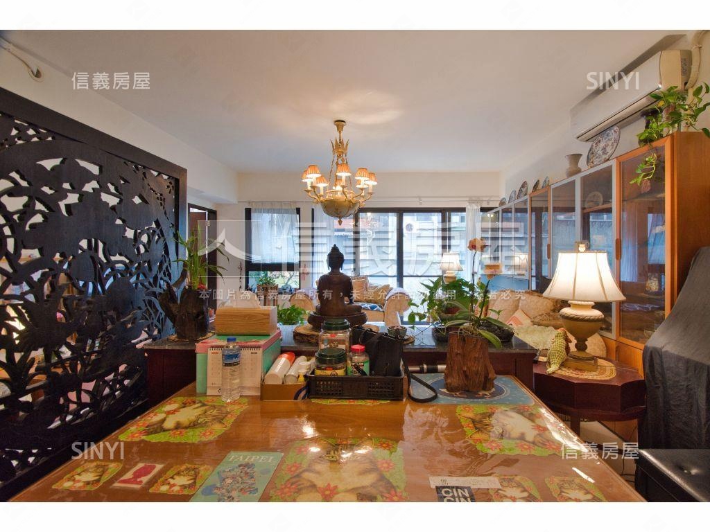 中正四房。上雍帝苑房屋室內格局與周邊環境