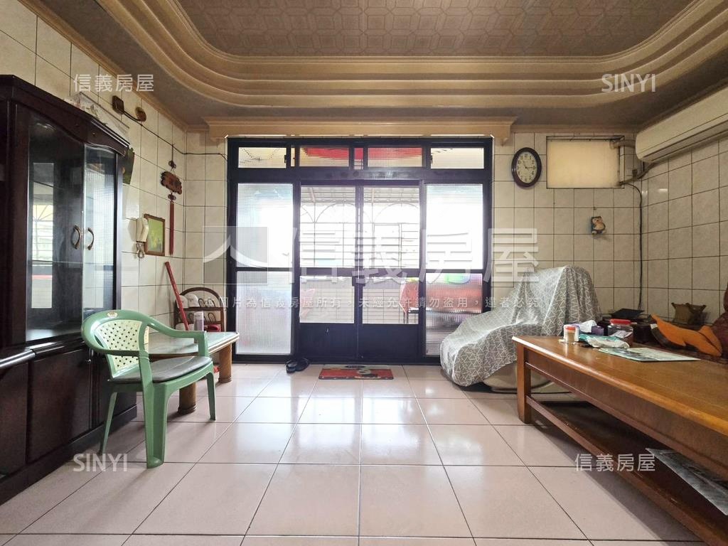 佳瑪商圈方正亮邊間大空間房屋室內格局與周邊環境