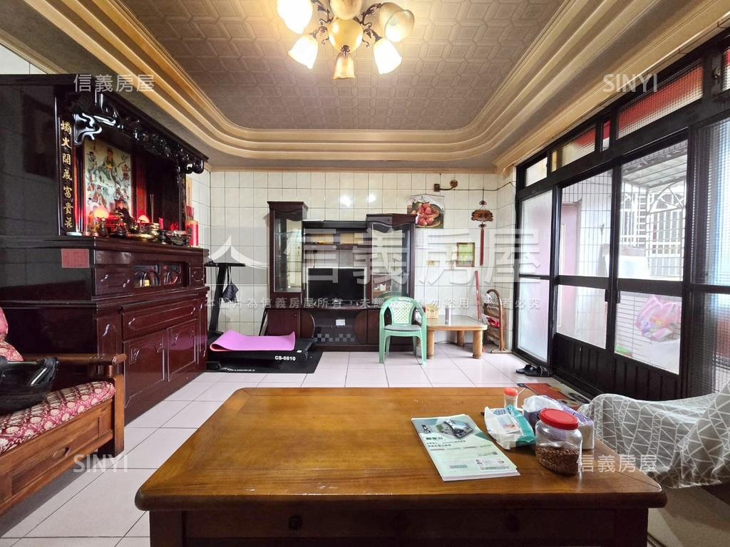 佳瑪商圈方正亮邊間大空間房屋室內格局與周邊環境