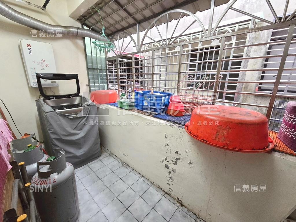 佳瑪商圈方正亮邊間大空間房屋室內格局與周邊環境