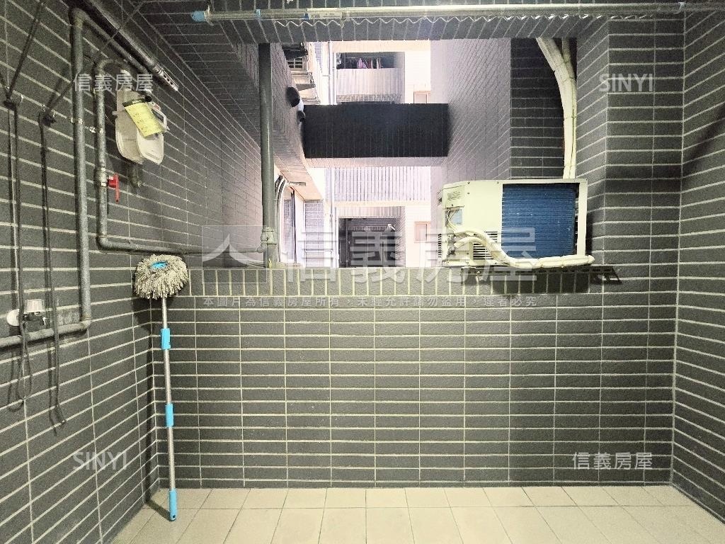 信義樂章永久棟距電梯三房房屋室內格局與周邊環境