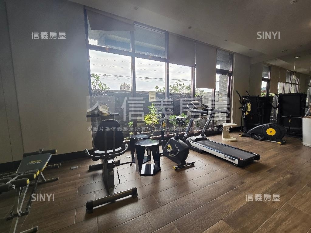 信義樂章永久棟距電梯三房房屋室內格局與周邊環境