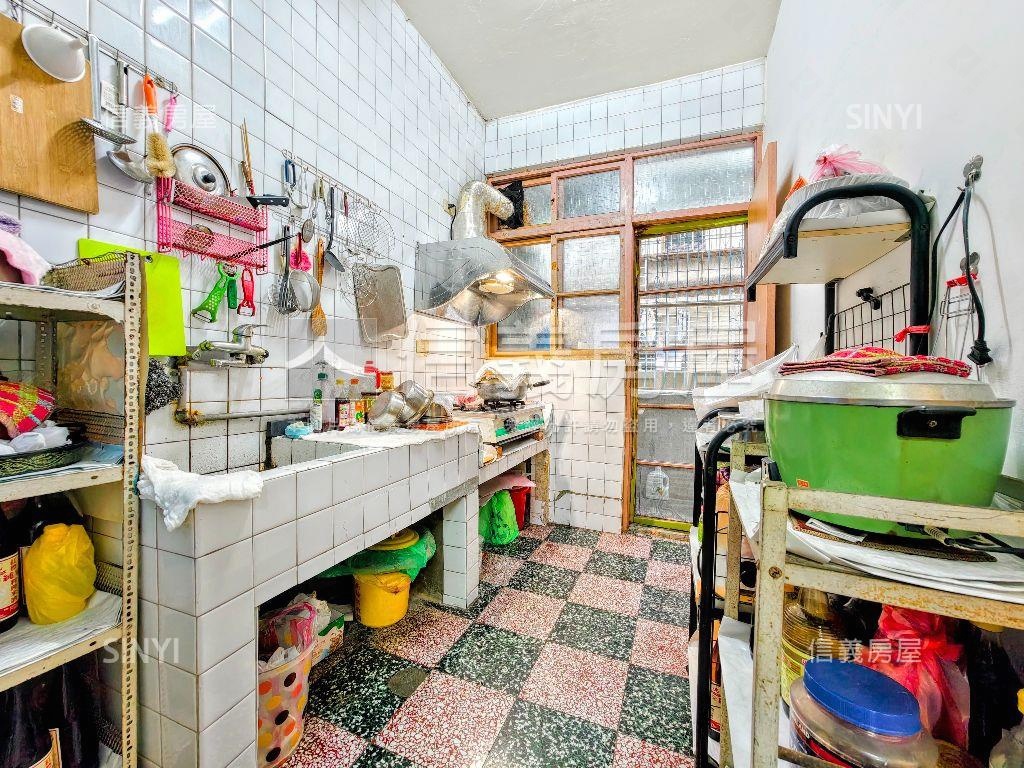 新埔民生捷運方正美屋房屋室內格局與周邊環境