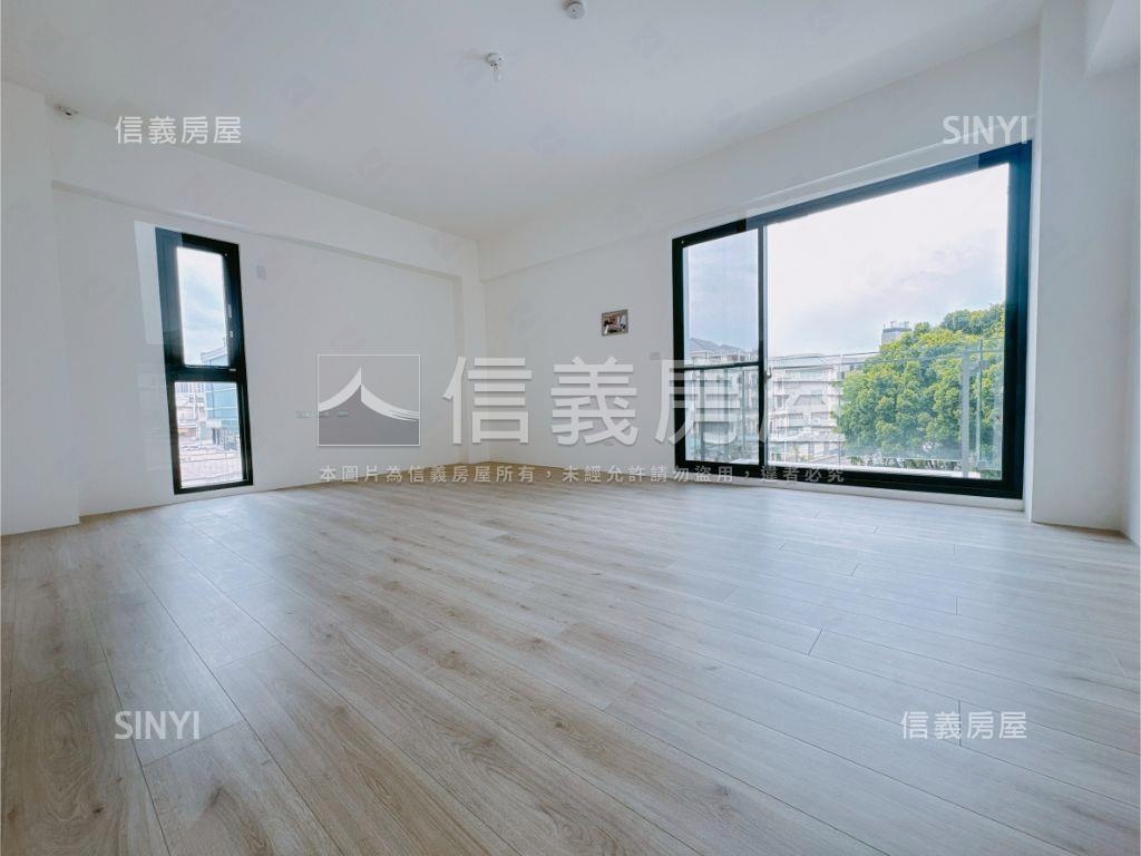 面公園朝南獨棟角間豪墅房屋室內格局與周邊環境