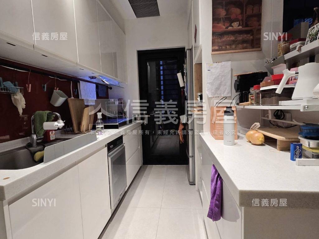 後山埤打通庭院３房有車位房屋室內格局與周邊環境