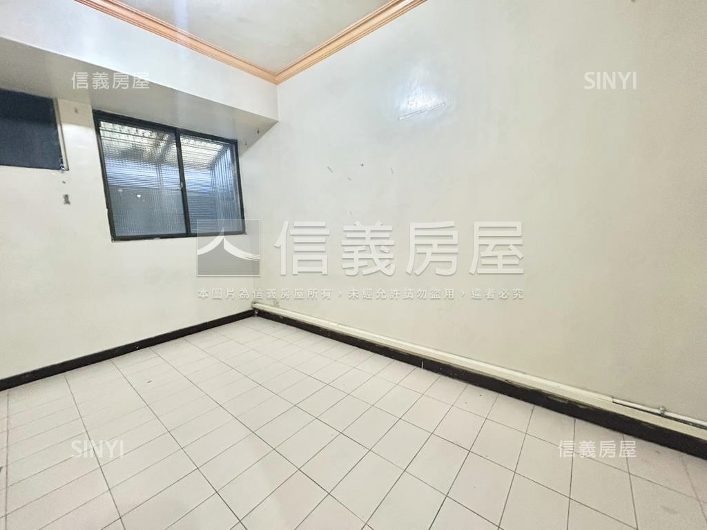 三民路國泰方正美寓房屋室內格局與周邊環境