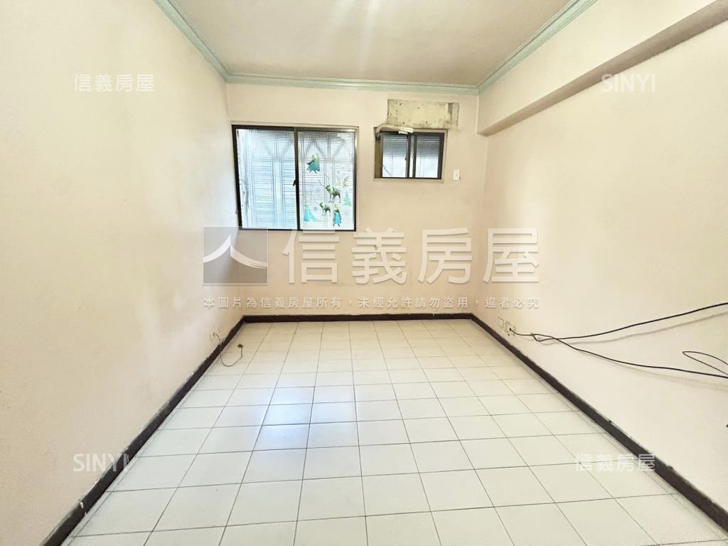三民路國泰方正美寓房屋室內格局與周邊環境