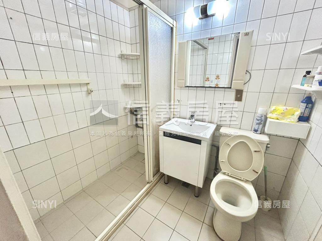 三民路國泰方正美寓房屋室內格局與周邊環境
