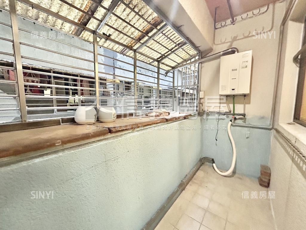 三民路國泰方正美寓房屋室內格局與周邊環境
