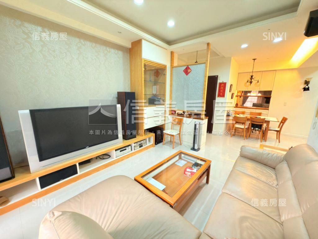 七期市政路高樓質感裝潢房屋室內格局與周邊環境