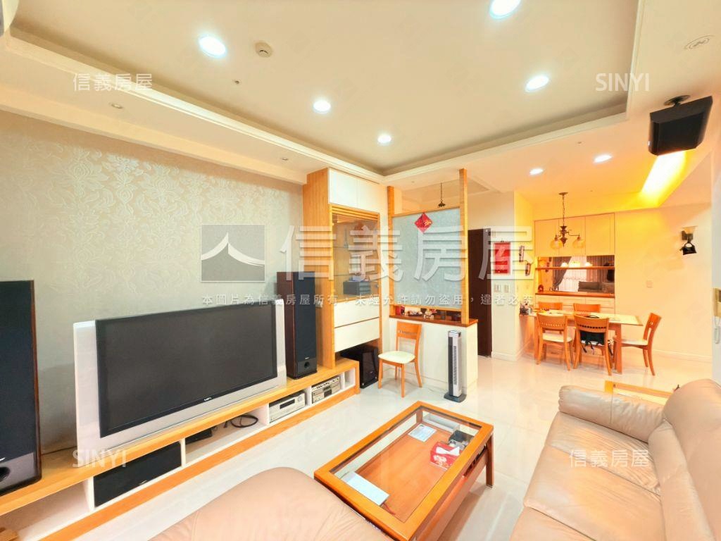 七期市政路高樓質感裝潢房屋室內格局與周邊環境