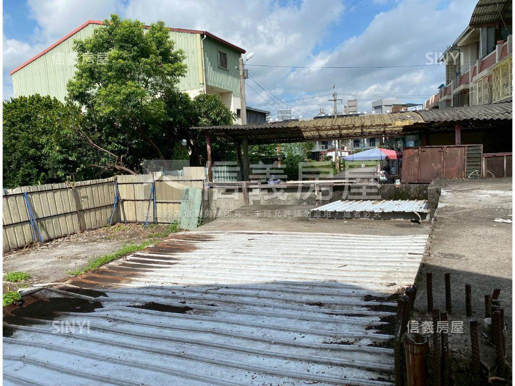 大里方正臨路土地房屋室內格局與周邊環境