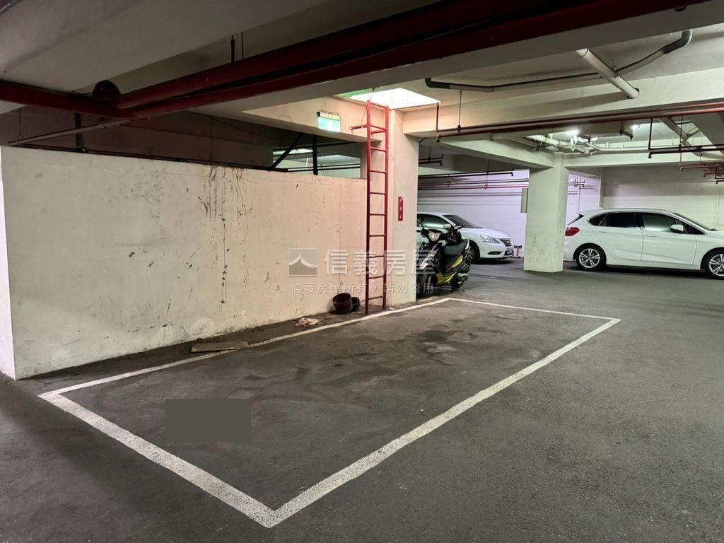 南興富邸三房平車遼闊市景房屋室內格局與周邊環境