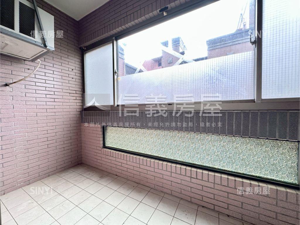 昌益青年才郡三房平車房屋室內格局與周邊環境