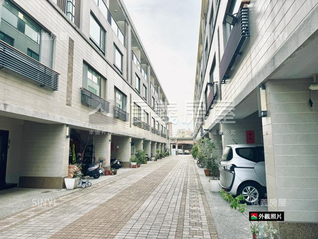 近體育場前後有路透天車墅房屋室內格局與周邊環境
