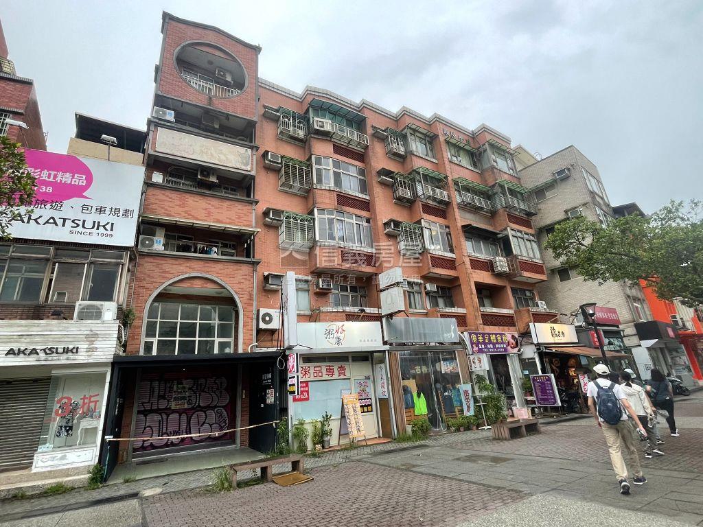 近淡水捷運三房美寓房屋室內格局與周邊環境