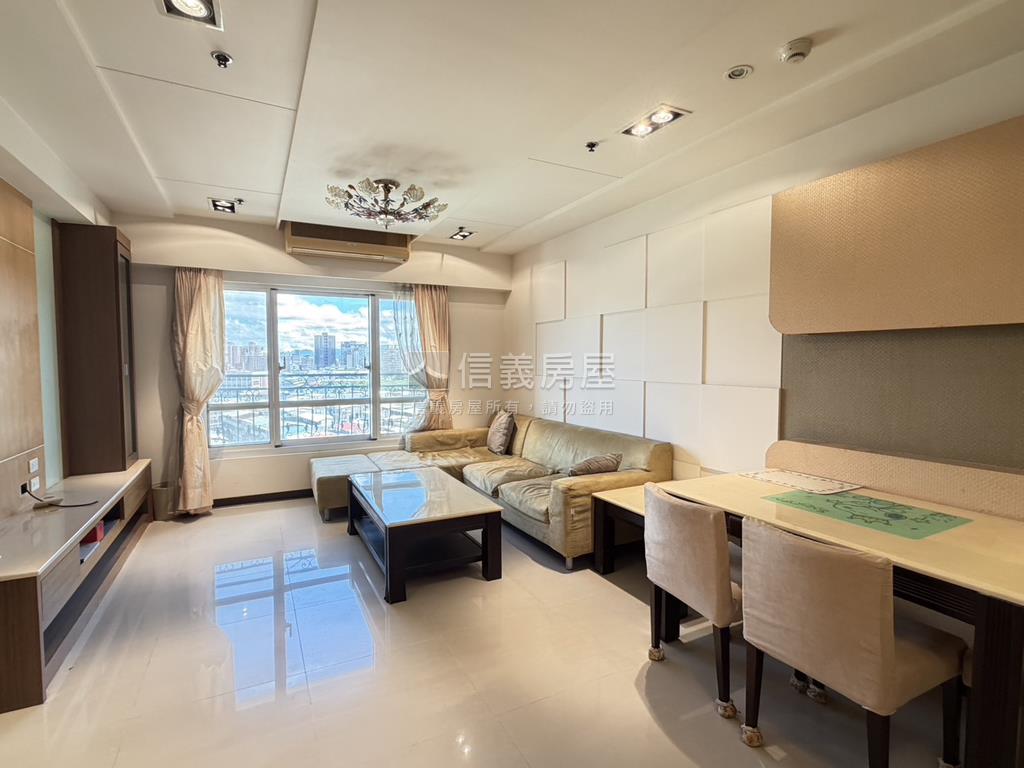 皇家經典高樓景觀四房房屋室內格局與周邊環境