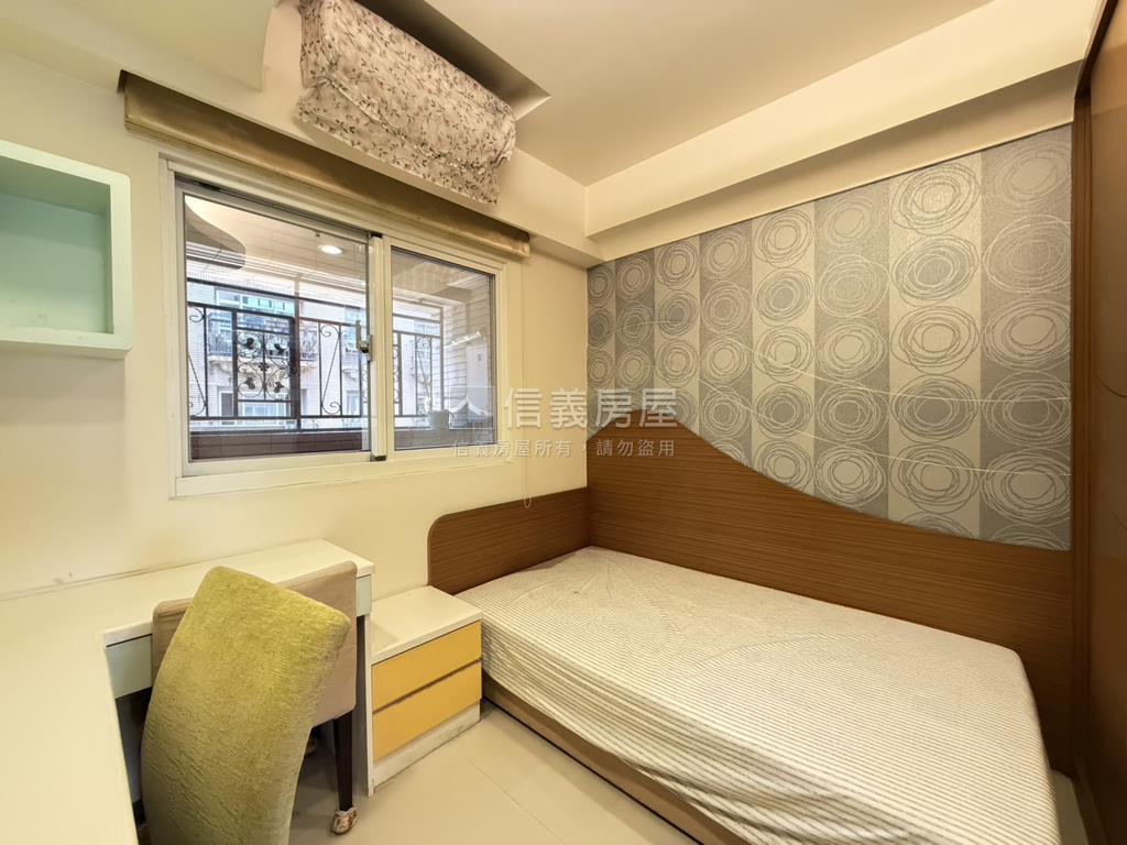 皇家經典高樓景觀四房房屋室內格局與周邊環境