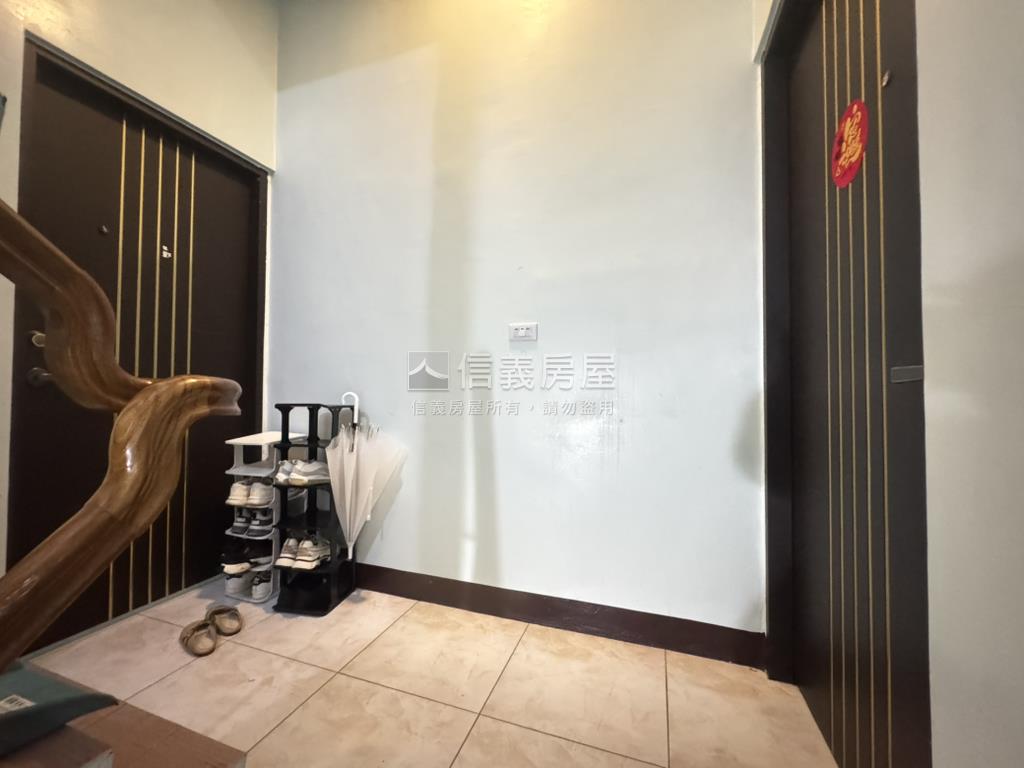 南台橫路翻新收租透店房屋室內格局與周邊環境