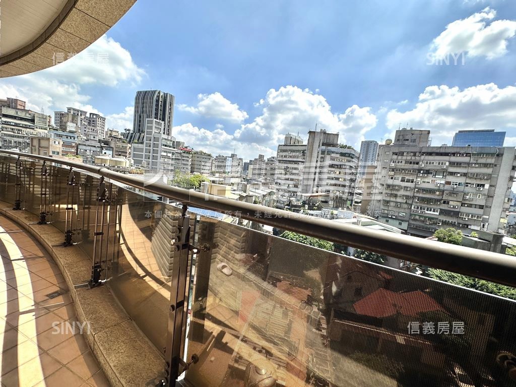 雙子星高樓君天廈房屋室內格局與周邊環境