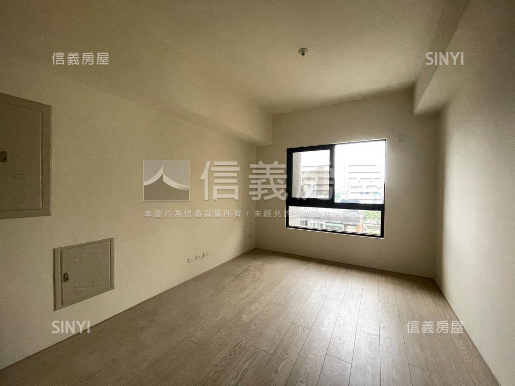 高鐵全新視野３房房屋室內格局與周邊環境