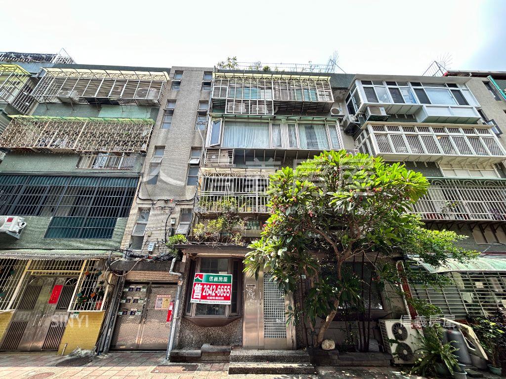 稀有民生社區一樓公寓房屋室內格局與周邊環境