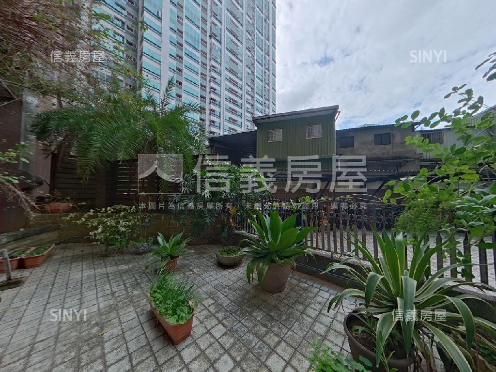 宏國大鎮挑高藝術庭院戶房屋室內格局與周邊環境