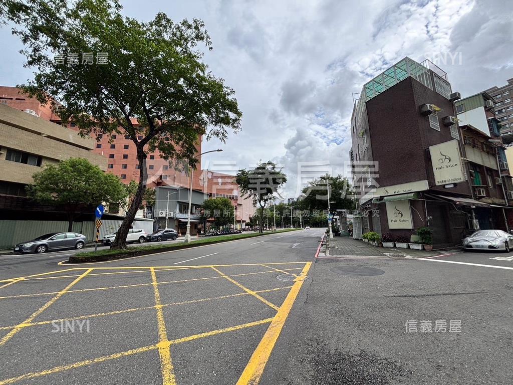 光明｜英雄｜土地房屋室內格局與周邊環境